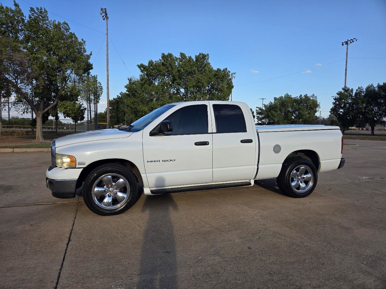 Used 2003 Dodge Ram 1500 Truck SLT RWD image 2
