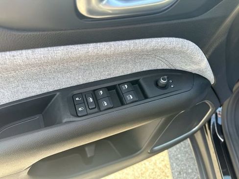 Used 2022 Jeep Compass Latitude AWD/4WD image 15