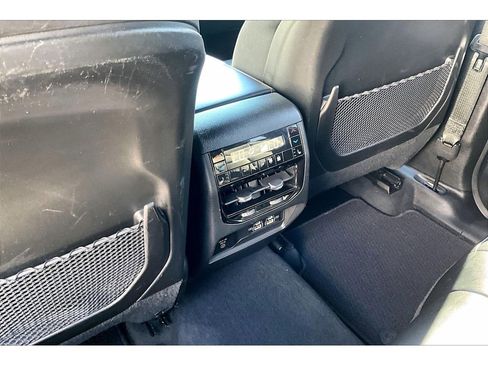 Used 2024 Jeep Grand Cherokee Summit AWD/4WD image 33