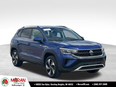 Certified 2024 Volkswagen Taos SE AWD/4WD image 6