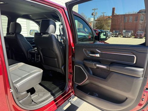 Certified 2025 RAM 1500 Laramie w/ Sport Appearance Package AWD/4WD image 18