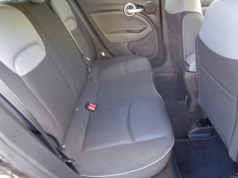 Used 2016 FIAT 500X Easy image 8