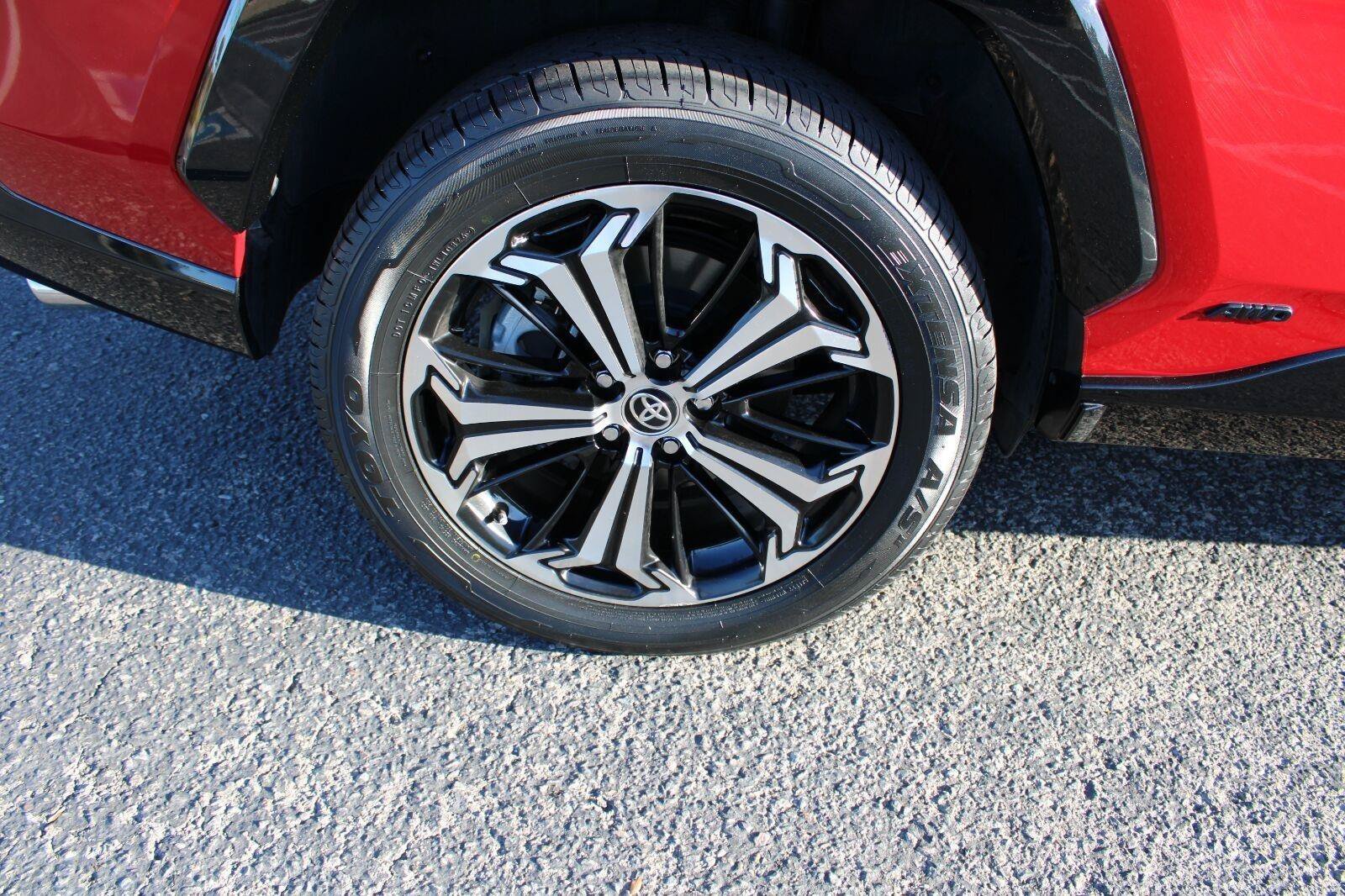 Certified 2021 Toyota RAV4 XSE w/ Weather Package AWD/4WD image 14