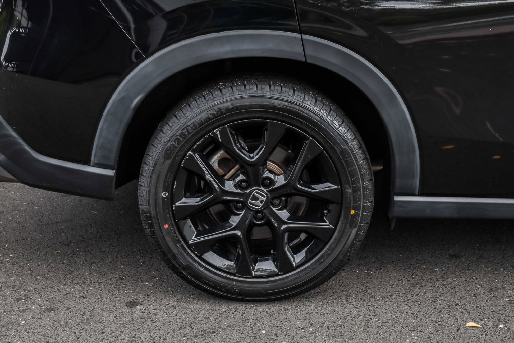 Used 2024 Honda HR-V Sport image 6