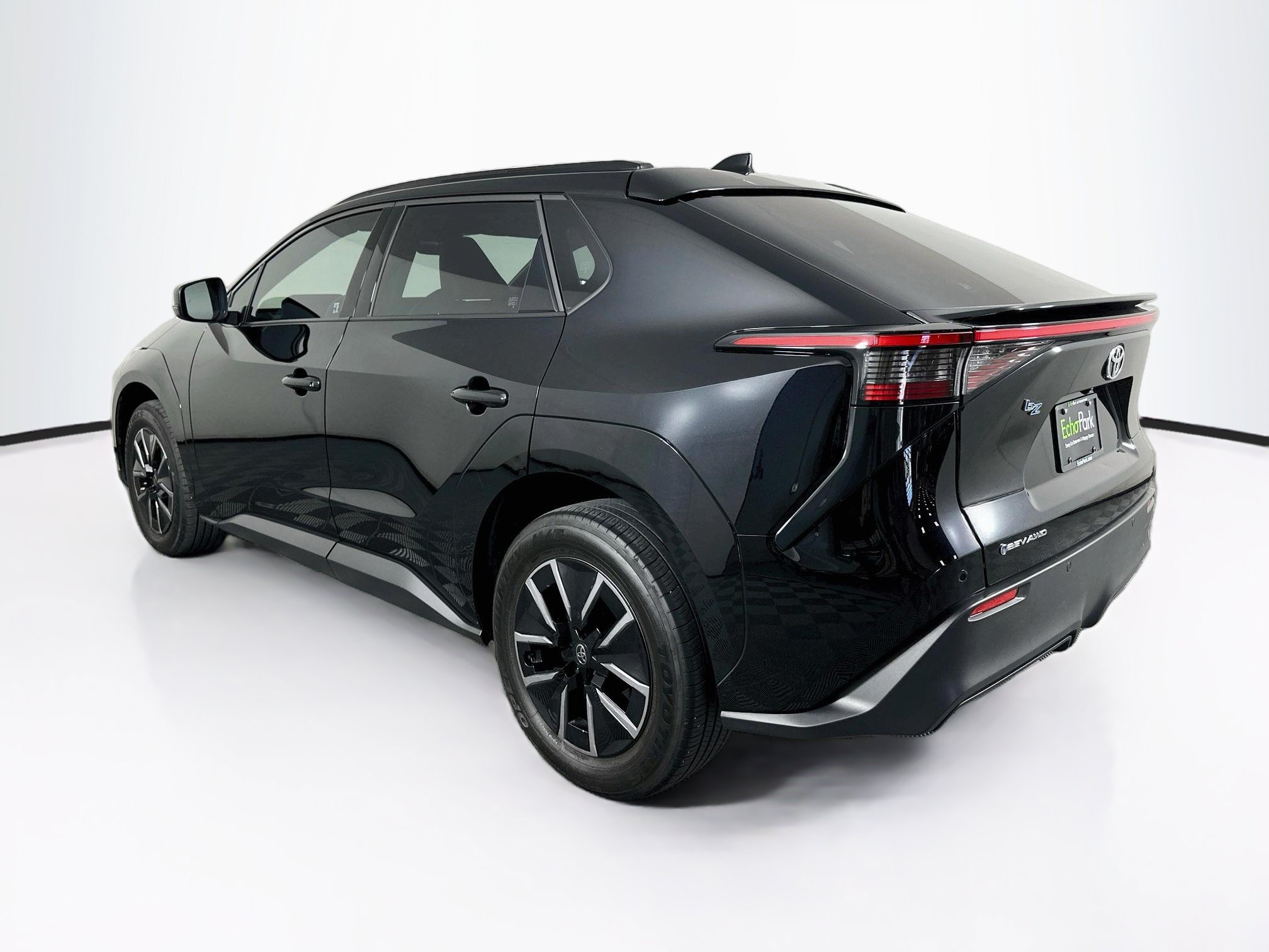 Used 2026 Toyota bZ AWD/4WD image 5