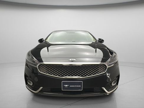 Used 2017 Kia Cadenza Premium FWD image 8