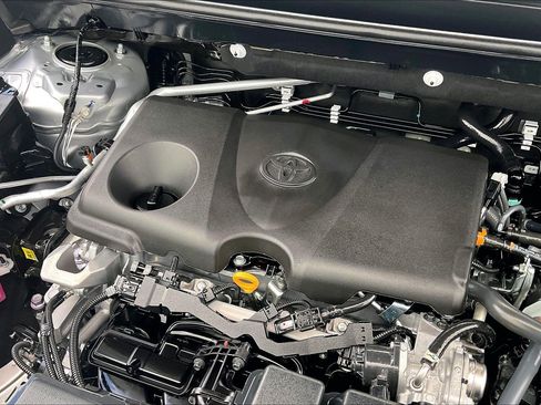 Used 2025 Toyota RAV4 Limited image 36