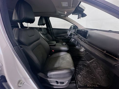 Used 2024 Nissan Ariya FWD image 34