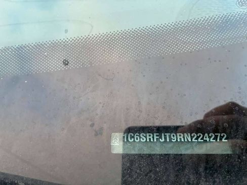 Used 2024 RAM 1500 Laramie image 16