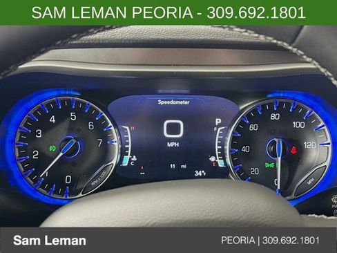 New 2026 Chrysler Pacifica Select image 12