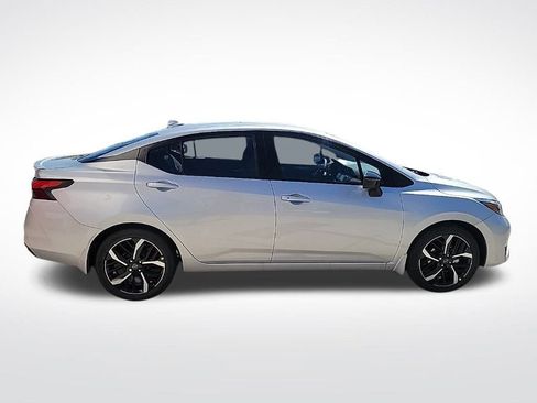 New 2025 Nissan Versa SR w/ Trunk Package image 6