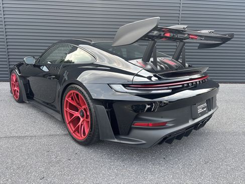 Certified 2025 Porsche 911 GT3 RS RWD image 3