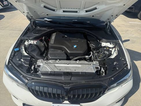 Used 2019 BMW 330i Sedan w/ Driving Assistance Package RWD image 19