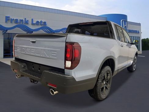 New 2026 Honda Ridgeline Black Edition image 7