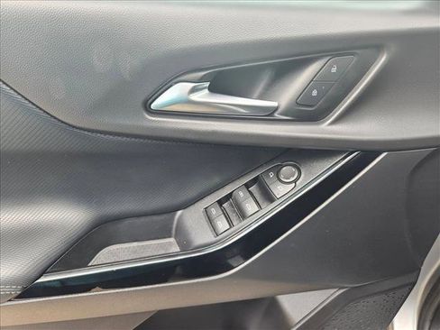 Used 2025 Chevrolet Equinox LT image 14