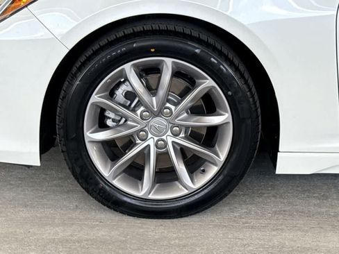 Used 2023 Acura TLX FWD image 11