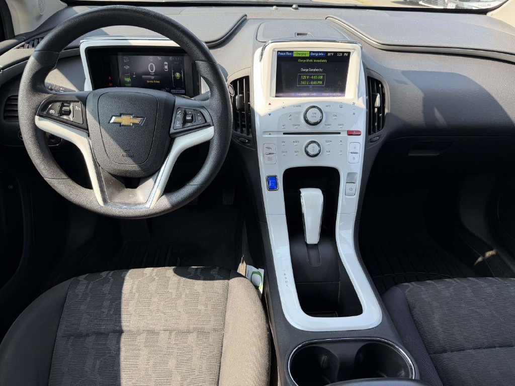 Used 2013 Chevrolet Volt FWD image 11