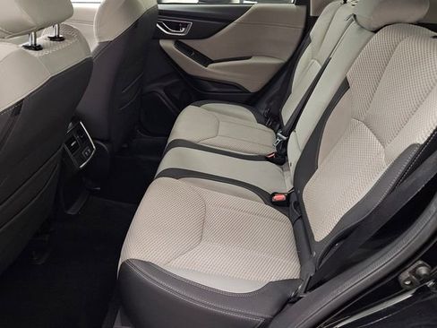 Used 2020 Subaru Forester Premium image 13