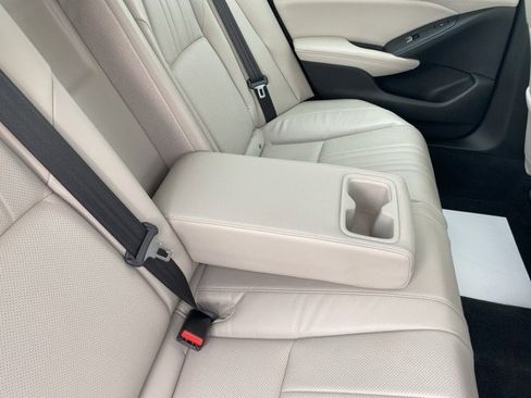 Used 2018 Honda Accord Touring image 58