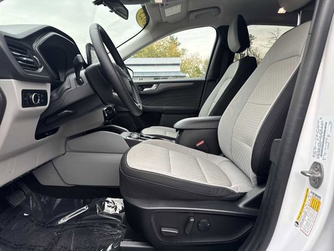 Used 2023 Ford Escape Active w/ Tech Pack #2 image 19