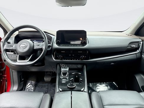 Used 2023 Nissan Rogue SL w/ SL Premium Package image 14