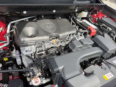 Certified 2023 Toyota RAV4 LE FWD image 22