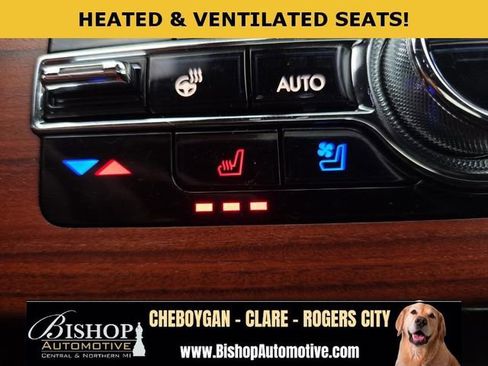 Used 2023 Lincoln Aviator Reserve w/ Equipment Group 201A AWD/4WD image 10