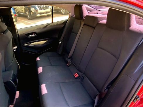 Used 2021 Toyota Corolla LE image 21