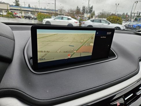 Used 2023 Acura MDX SH-AWD w/ Technology Package image 32