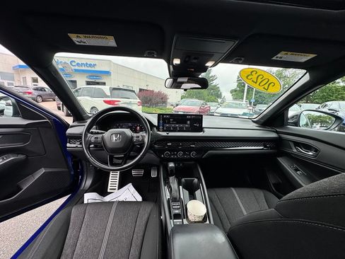 Used 2023 Honda Accord Sport image 25