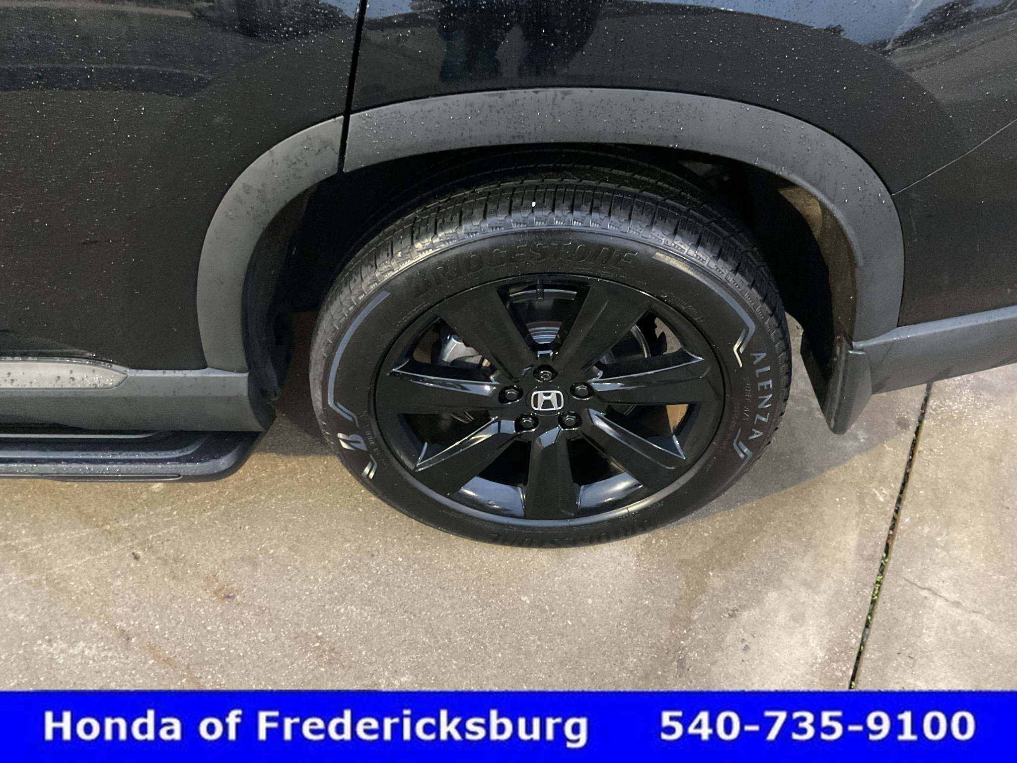 Certified 2025 Honda Pilot Black Edition image 11