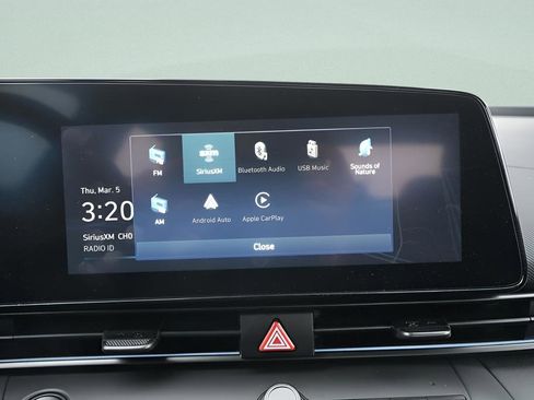 Certified 2025 Hyundai Elantra SEL FWD image 35