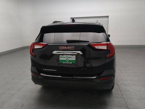 Used 2024 GMC Terrain SLE w/ Driver Convenience Package FWD image 7