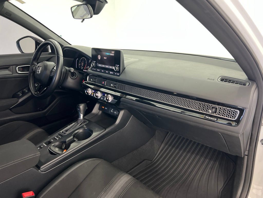 Used 2023 Honda Civic Sport image 25