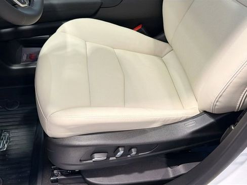 New 2025 Cadillac XT5 Sportv w/ Technology Package AWD/4WD image 19