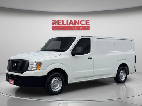 Used 2020 Nissan NV 2500 S RWD image 2
