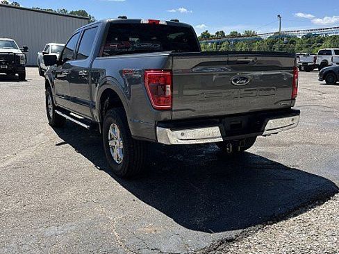 Used 2022 Ford F150 XLT w/ Equipment Group 302A High AWD/4WD image 5