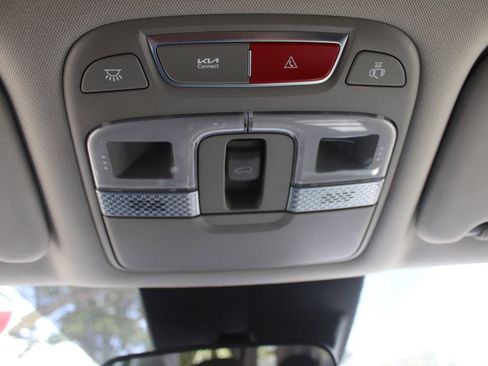 Certified 2023 Kia Telluride S w/ S Sunroof Package FWD image 53