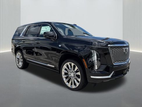 New 2026 Cadillac Escalade Luxury w/ LPO, Radiant Package AWD/4WD image 3