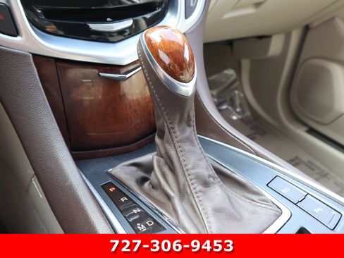 Used 2014 Cadillac SRX Luxury image 27