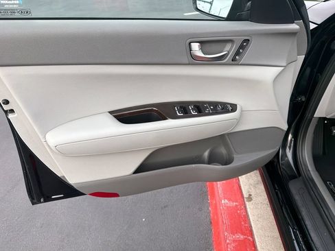 Used 2018 Kia Optima EX w/ Premium Package FWD image 10