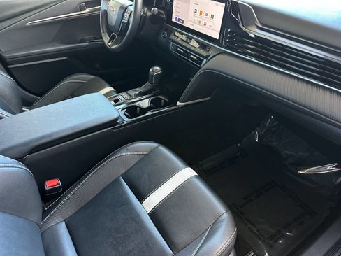Used 2025 Toyota Camry SE w/ Multimedia Upgrade Package FWD image 14