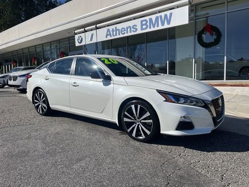 Used 2020 Nissan Altima 2.5 SR image 2