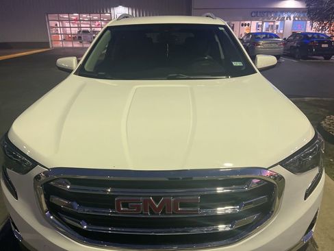 Used 2020 GMC Terrain SLT w/ Preferred Package image 7