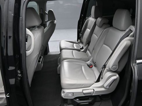 Used 2020 Honda Odyssey EX-L image 12