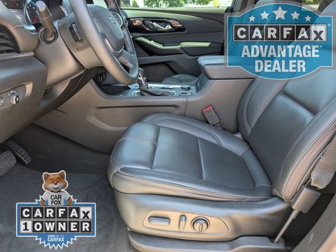Certified 2023 Chevrolet Traverse RS w/ LPO, Floor Liner Package AWD/4WD image 16
