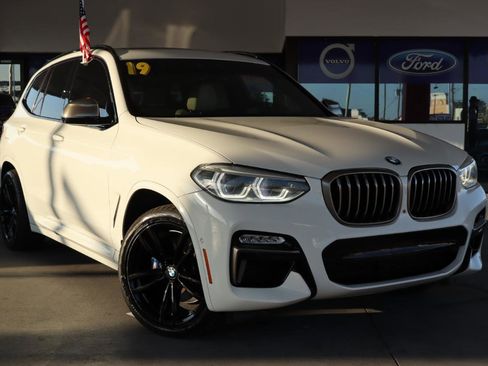 Used 2019 BMW X3 M40i image 2