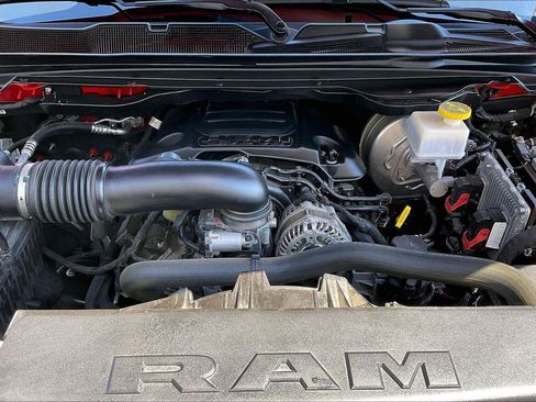 Used 2022 RAM 1500 Big Horn AWD/4WD image 11
