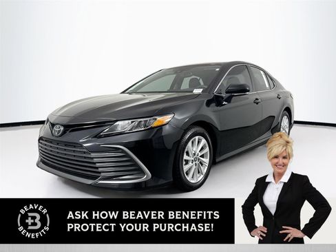 Used 2023 Toyota Camry LE w/ Convenience Package FWD image 1