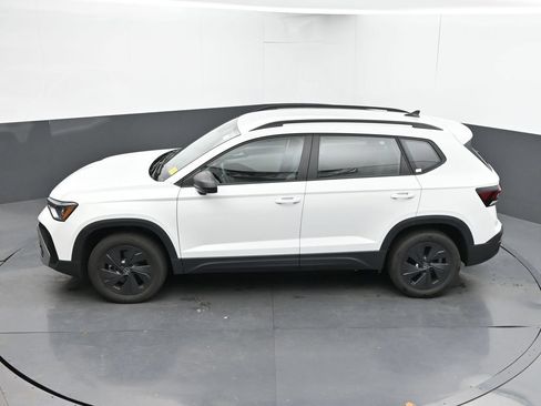 Used 2026 Volkswagen Taos S FWD image 36